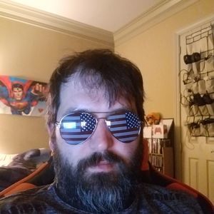 Meet your Posher, Maxwell